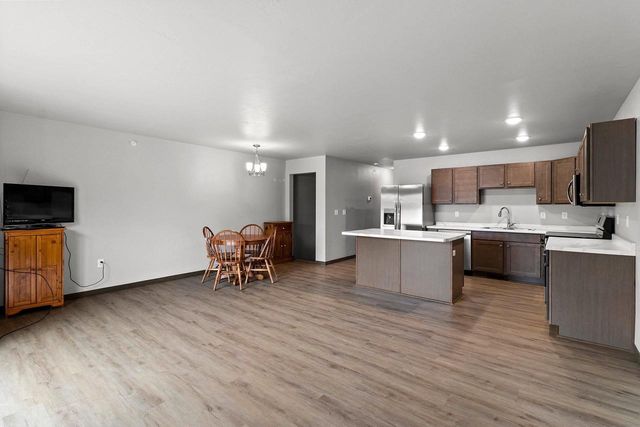 13193-B VELP AVENUE, Suamico, WI 54313