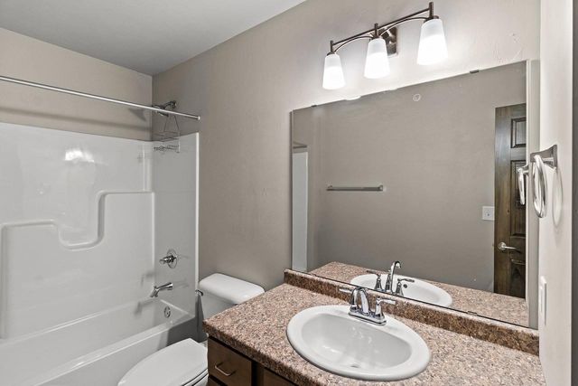 13193-B VELP AVENUE, Suamico, WI 54313