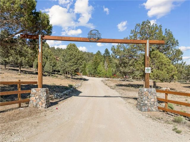 2759 Erwin Ranch Road, Big Bear City, CA 92314