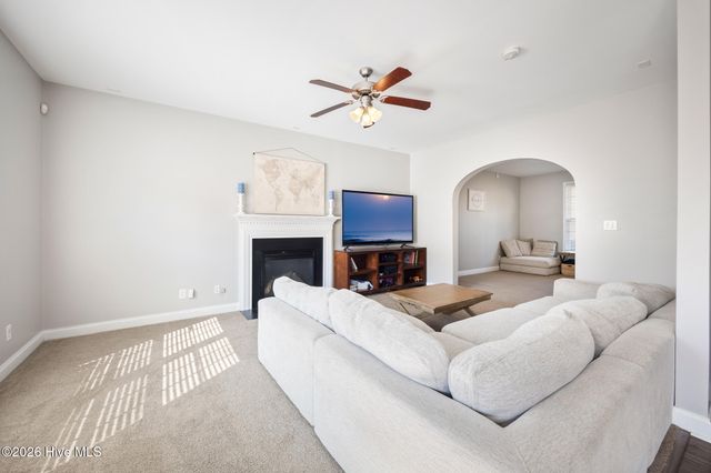 201 Rosslyn Chapel Lane, Cameron, NC 28326