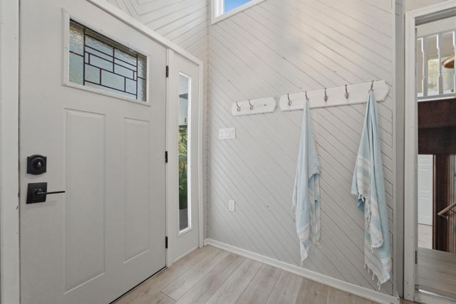 208 Lakeshore Drive, Michigan City, IN 46360