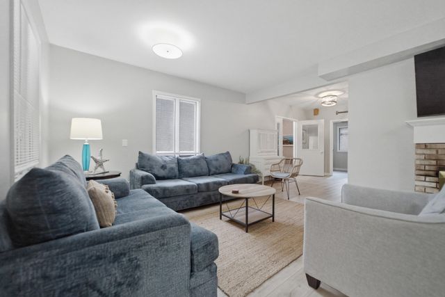 208 Lakeshore Drive, Michigan City, IN 46360