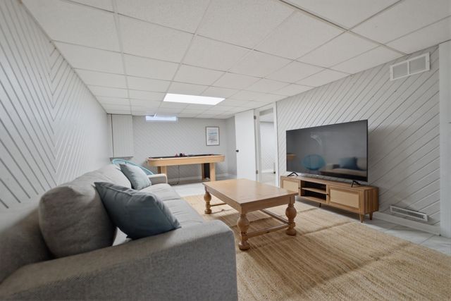 208 Lakeshore Drive, Michigan City, IN 46360