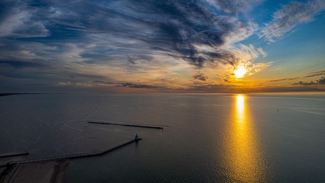 208 Lakeshore Drive, Michigan City, IN 46360