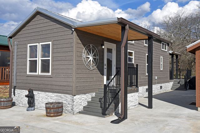 435 Golden Nugget Road, Blairsville, GA 30512