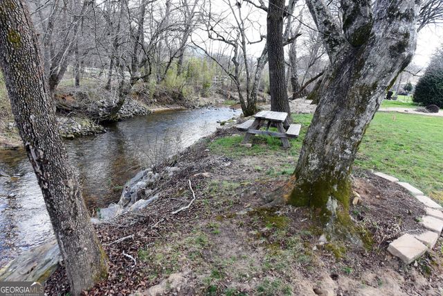 435 Golden Nugget Road, Blairsville, GA 30512