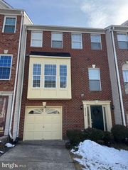 6357 REGAL OAK DR, Springfield, VA 22152