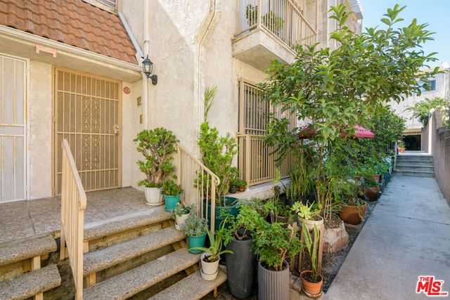 905 New Depot Street 12, Los Angeles, CA 90012