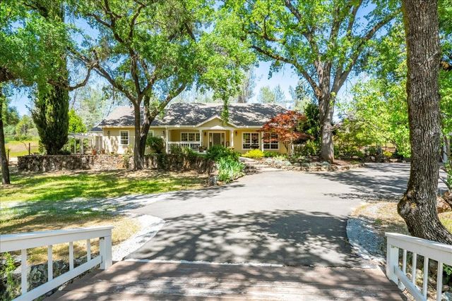 2951 N Shingle Rd, Shingle Springs, CA 95682