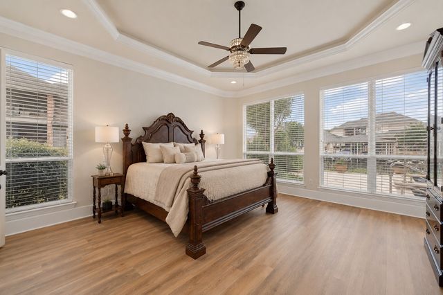 2705 Harborside Drive, Granbury, TX 76048