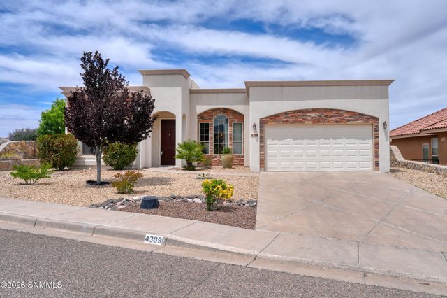 4309 Calle Sonesta Arc, Las Cruces, NM 88011
