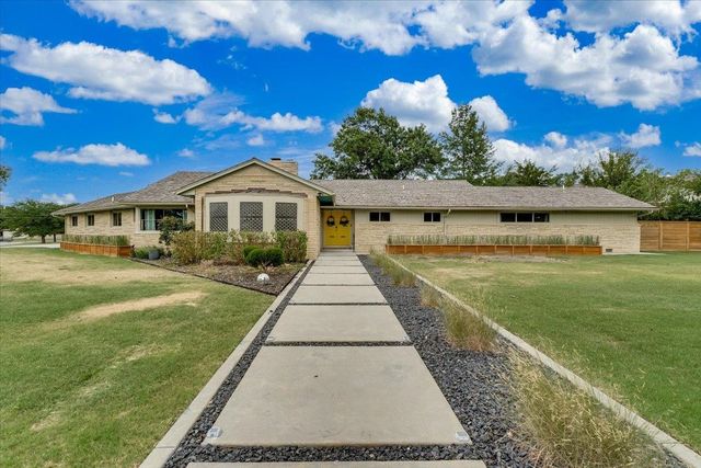 2420 N Dellrose St, Wichita, KS 67220