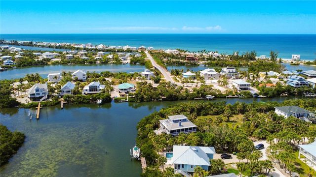 39 BAYSHORE CIRCLE, Placida, FL 33946