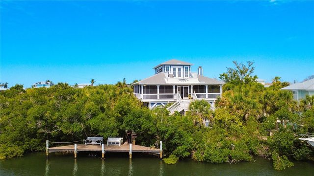 39 BAYSHORE CIRCLE, Placida, FL 33946