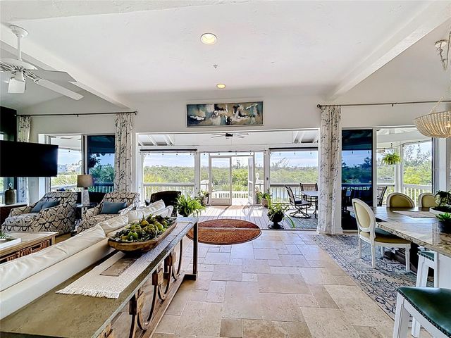39 BAYSHORE CIRCLE, Placida, FL 33946