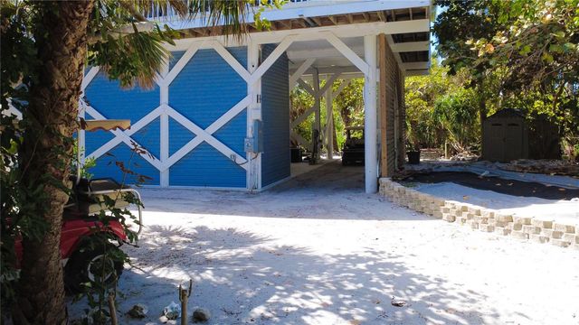 39 BAYSHORE CIRCLE, Placida, FL 33946
