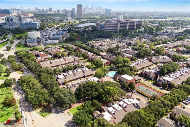 7447 Cambridge Street 98, Houston, TX 77054