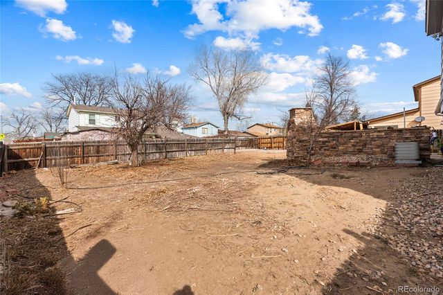 4609 Fontana Way, Denver, CO 80239