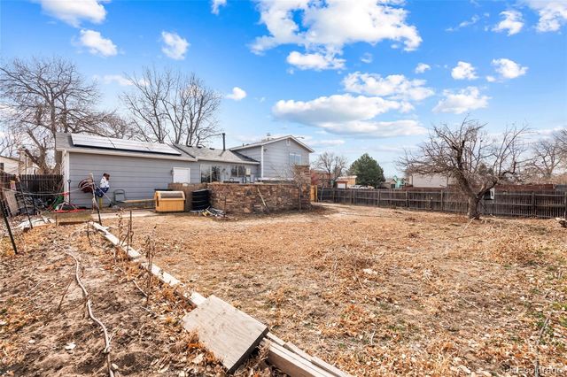 4609 Fontana Way, Denver, CO 80239