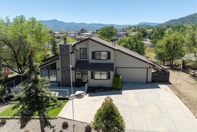 21020 White Pine Drive, Tehachapi, CA 93561