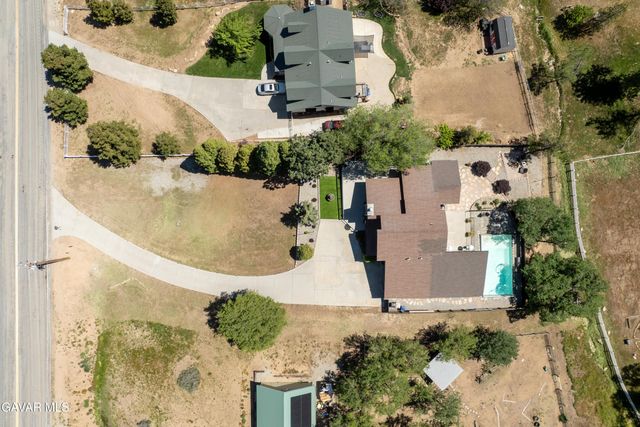 21020 White Pine Drive, Tehachapi, CA 93561