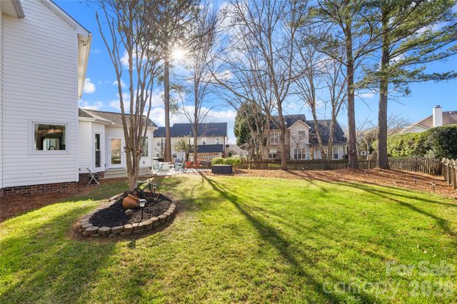 586 Gatsby Place NW, Concord, NC 28027