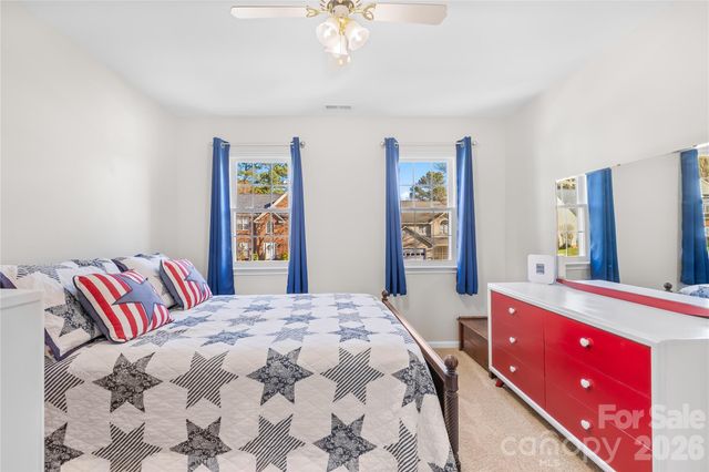 586 Gatsby Place NW, Concord, NC 28027