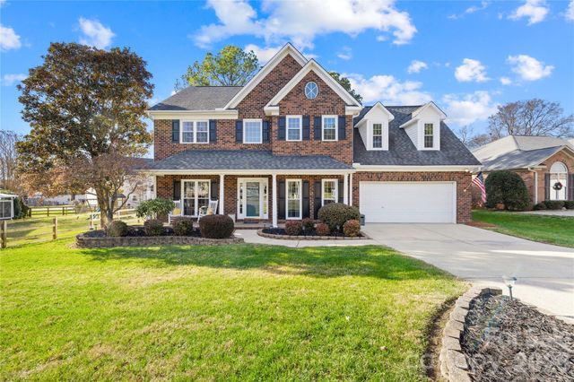 586 Gatsby Place NW, Concord, NC 28027