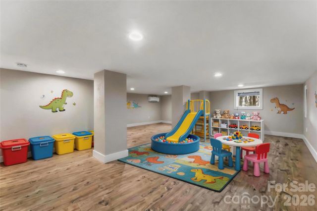 522 Brandon Road, Black Mountain, NC 28711