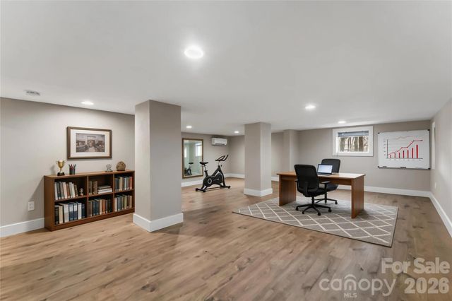 522 Brandon Road, Black Mountain, NC 28711