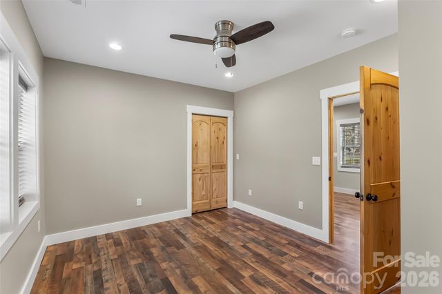 522 Brandon Road, Black Mountain, NC 28711