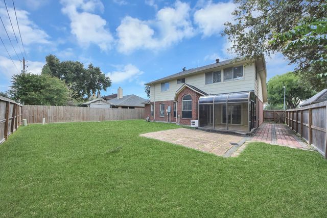 16111 Copper Canyon Drive, Friendswood, TX 77546