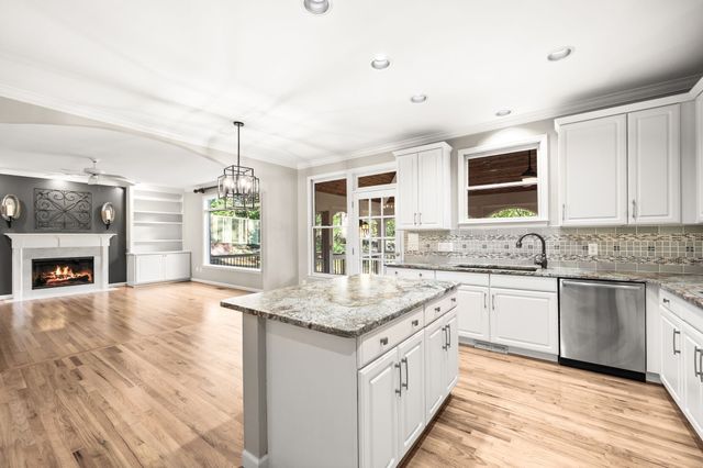 304 Ferris Ct, Franklin, TN 37067