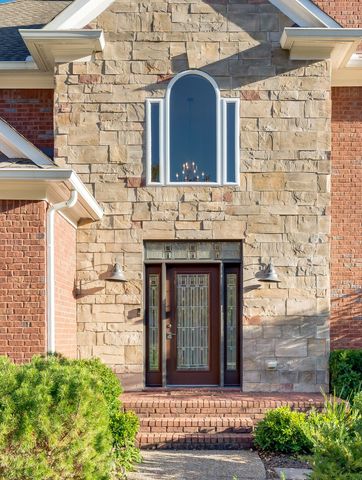 304 Ferris Ct, Franklin, TN 37067