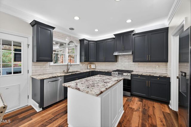 117 Cobblepoint Way, Holly Springs, NC 27540