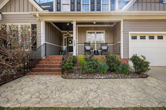 117 Cobblepoint Way, Holly Springs, NC 27540