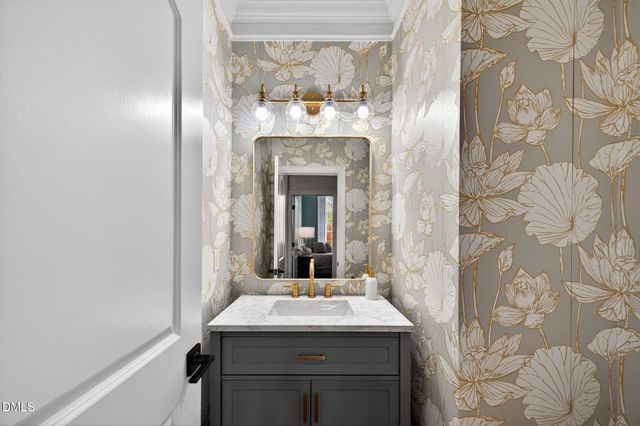 117 Cobblepoint Way, Holly Springs, NC 27540