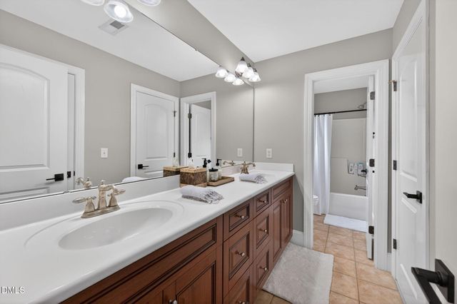 117 Cobblepoint Way, Holly Springs, NC 27540