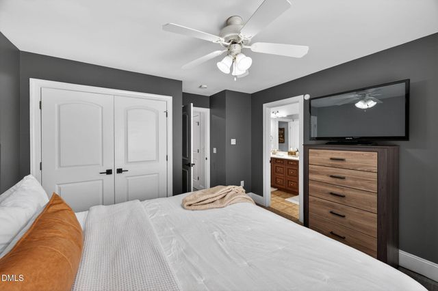 117 Cobblepoint Way, Holly Springs, NC 27540