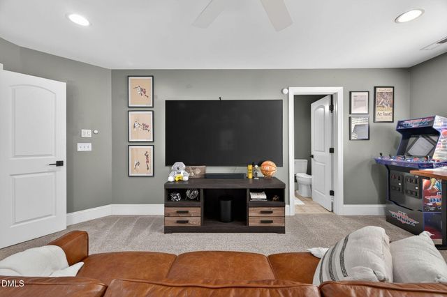 117 Cobblepoint Way, Holly Springs, NC 27540