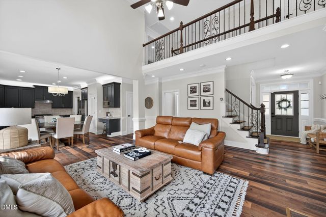 117 Cobblepoint Way, Holly Springs, NC 27540