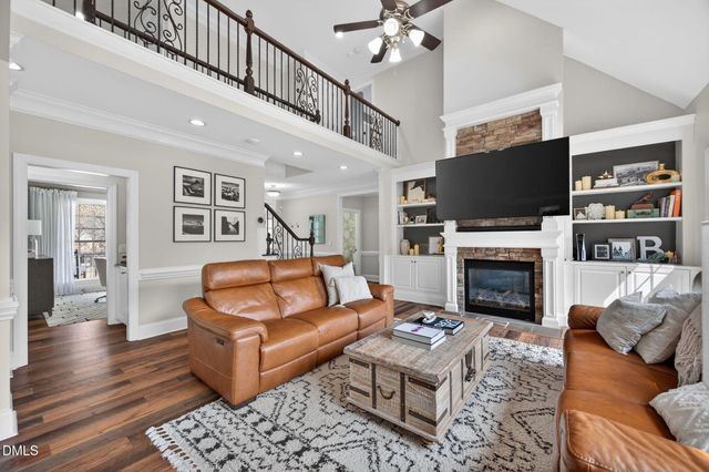 117 Cobblepoint Way, Holly Springs, NC 27540