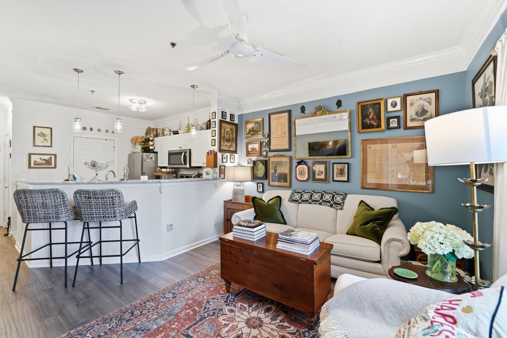 Image 10 of property listing at 1423 Telfair Way, Charleston, SC 29412