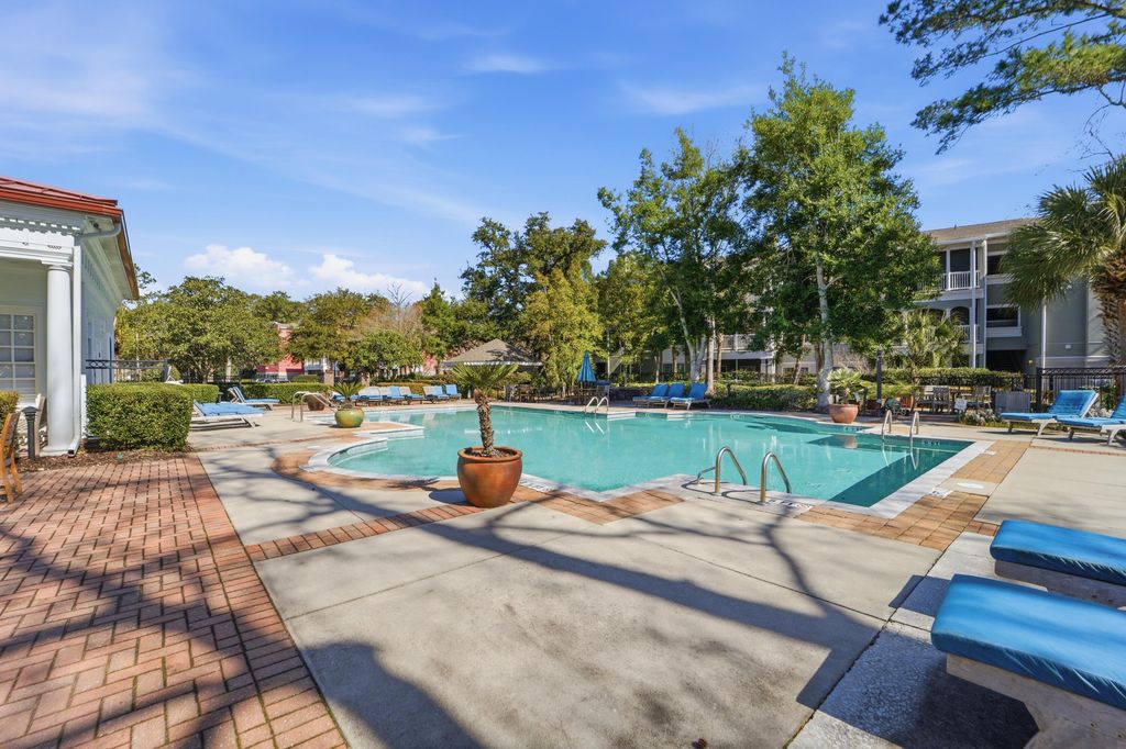 Image 35 of property listing at 1423 Telfair Way, Charleston, SC 29412