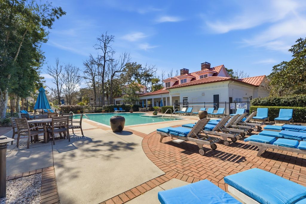 Image 36 of property listing at 1423 Telfair Way, Charleston, SC 29412