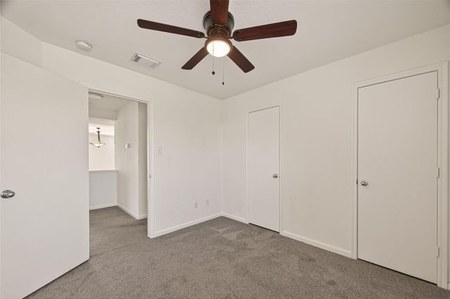 4719 Silver Spruce Lane, Friendswood, TX 77546