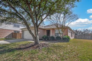 4719 Silver Spruce Lane, Friendswood, TX 77546