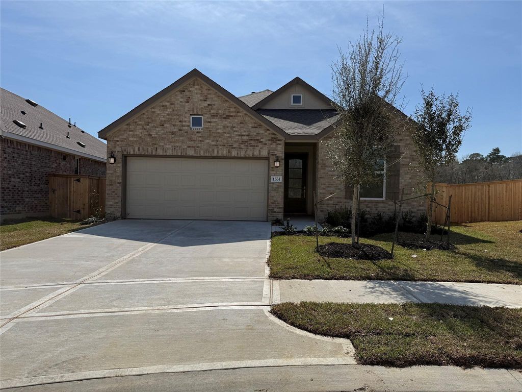 9315 Captain Terrace Drive, Baytown, TX 77521