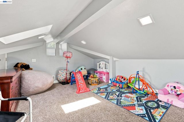 31262 San Andreas Dr, Union City, CA 94587