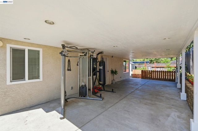 31262 San Andreas Dr, Union City, CA 94587